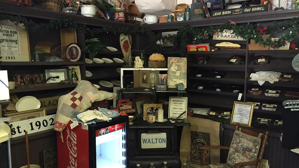 Bateson's – bakery in Half Acres, Castleford
